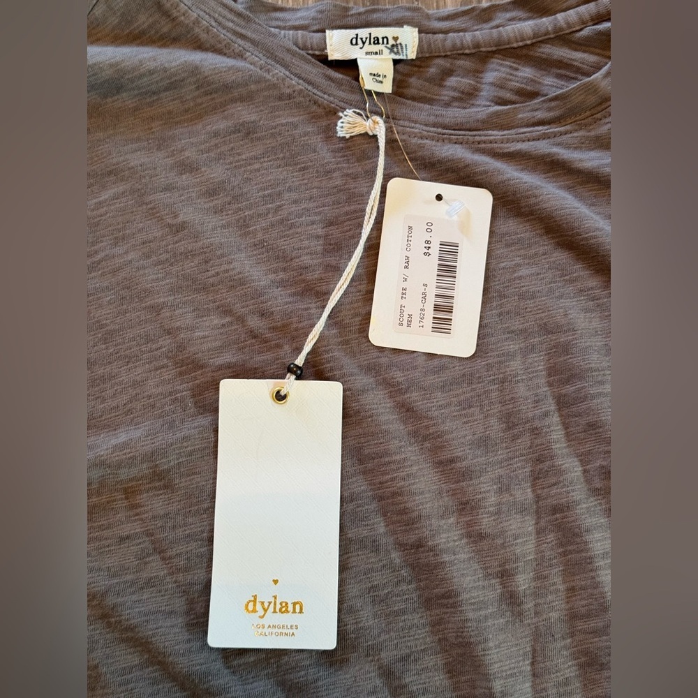Dylan gray Flounce Hem Short Sleeve Tee Shirt size Small NWT - Picture 2 of 4